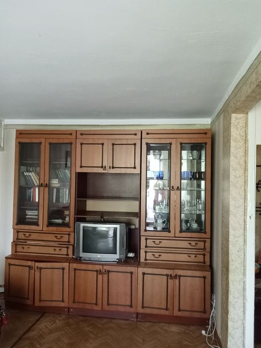 Отдам даром стенку 5 секций