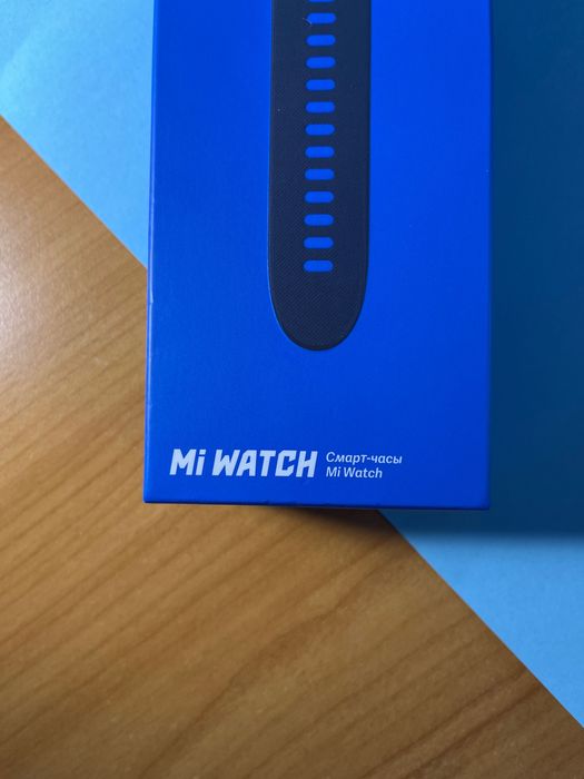 Mi watch смарт часовник