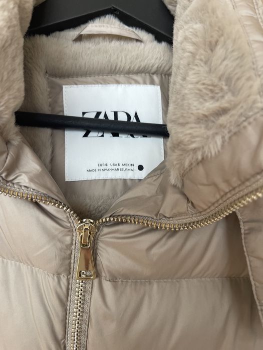 Зара късо пухено яке
