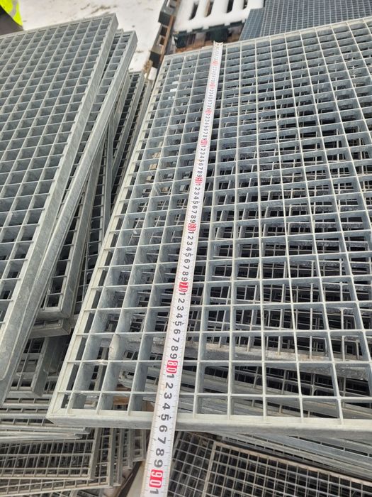 Grătare zincate pentru podețe