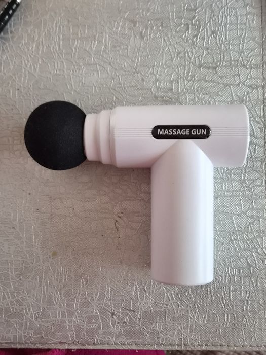 Масажьор. . .   ..