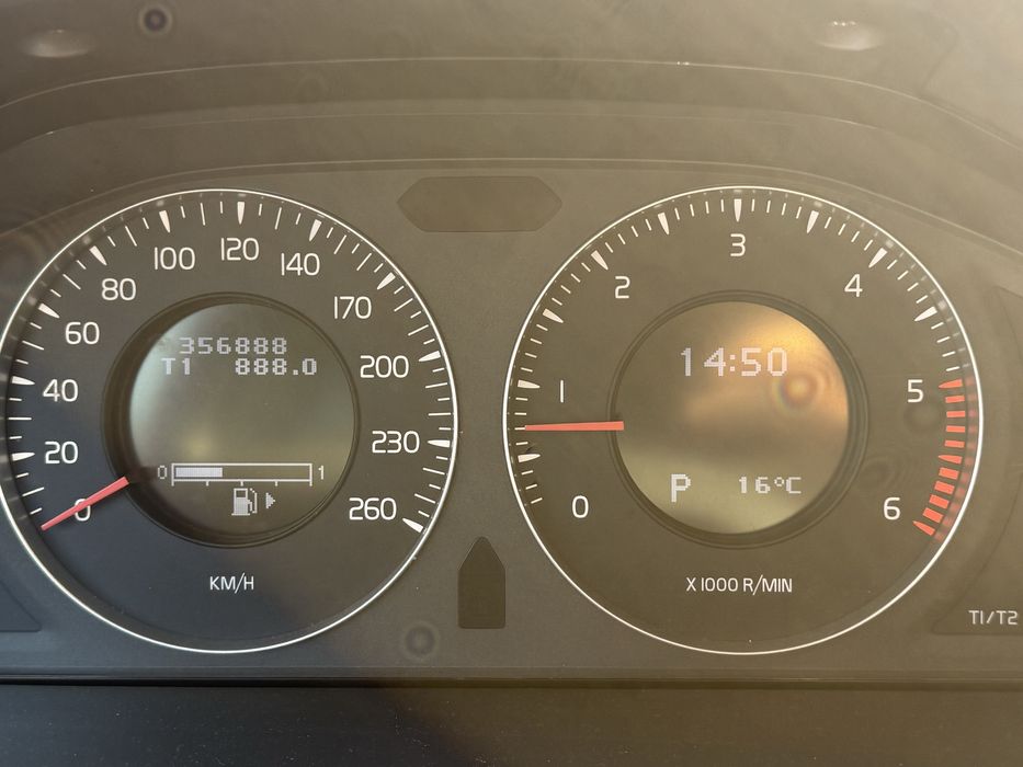 Volvo S80 2.4l D5