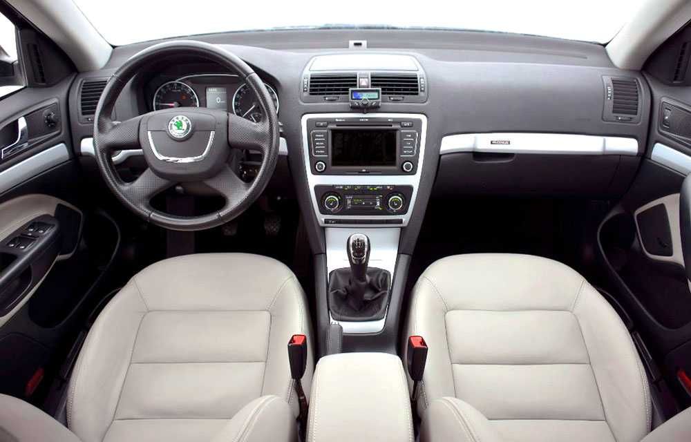 Skoda Octavia Scout 4X4 2.0 tdi 140cp CFHC + jante rezerva din aliaj