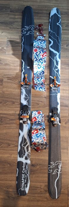 Vând schiuri de tură G3 180cm