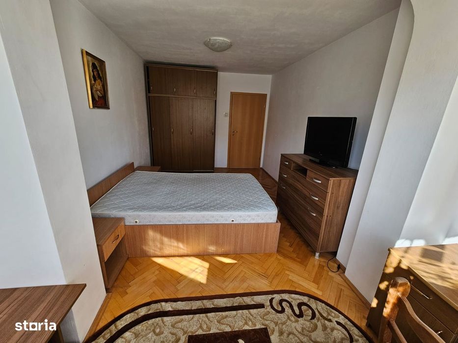 Apartament 3 camere Centru Civic !