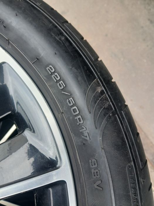 Set 4 jante cu anvelope 225 50 17 Renault Scenic /Megane bosse Edition