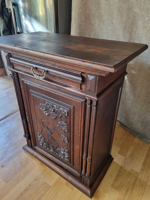 Антикварная мебель