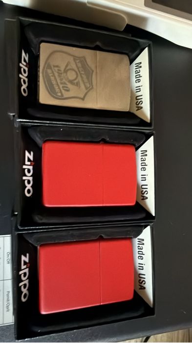 Zippo nou rosu j-19