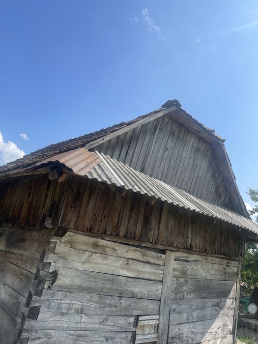 Vand grajd + sura din lemn
