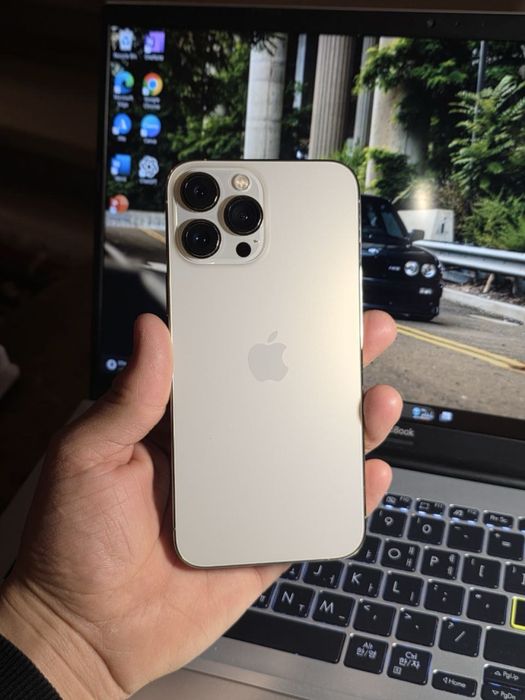 Iphone 13 pro max gold