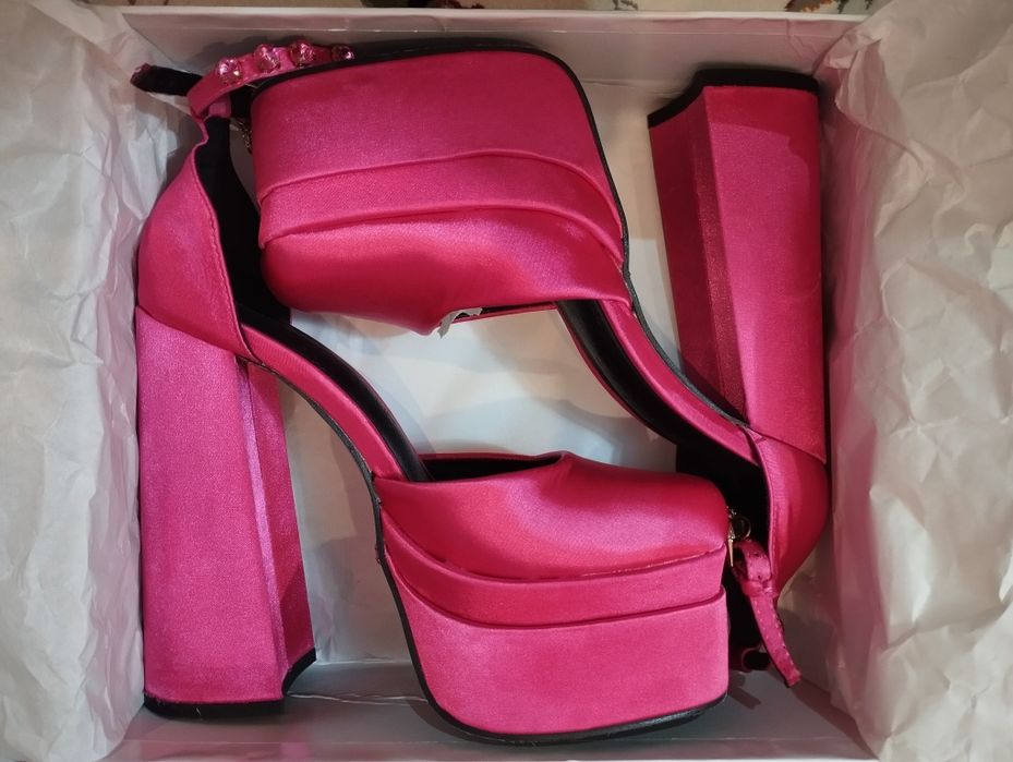 Лабутены 37 размер