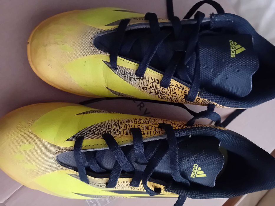 Бутонки Adidas детски н.35