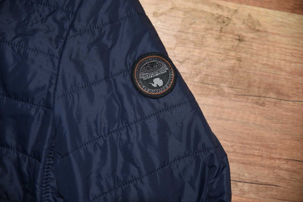 Napapijri оригинално мъжко яке М размер