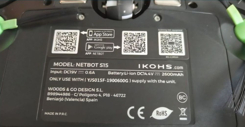 Curatenie camera Aspirator robot