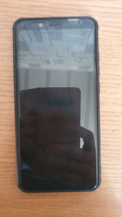 Продам Xiaomi Redmi Note 5 4/64 ГБ