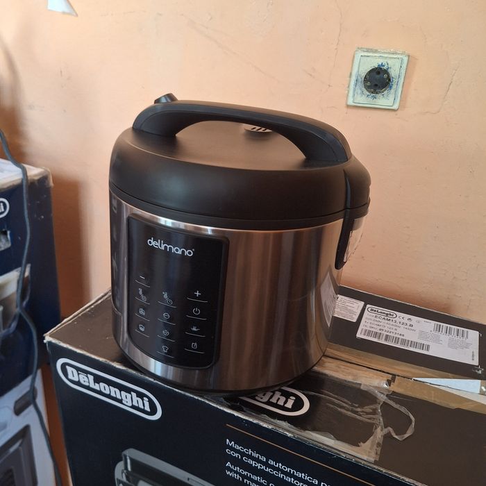 НОВ Делимано мулти кукър 5л. + книга с рецепти