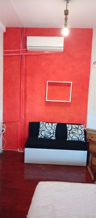 НАЕМ 800 евро. КАПАРО 400 евро.Бояна  2 стаен апартамент под наем