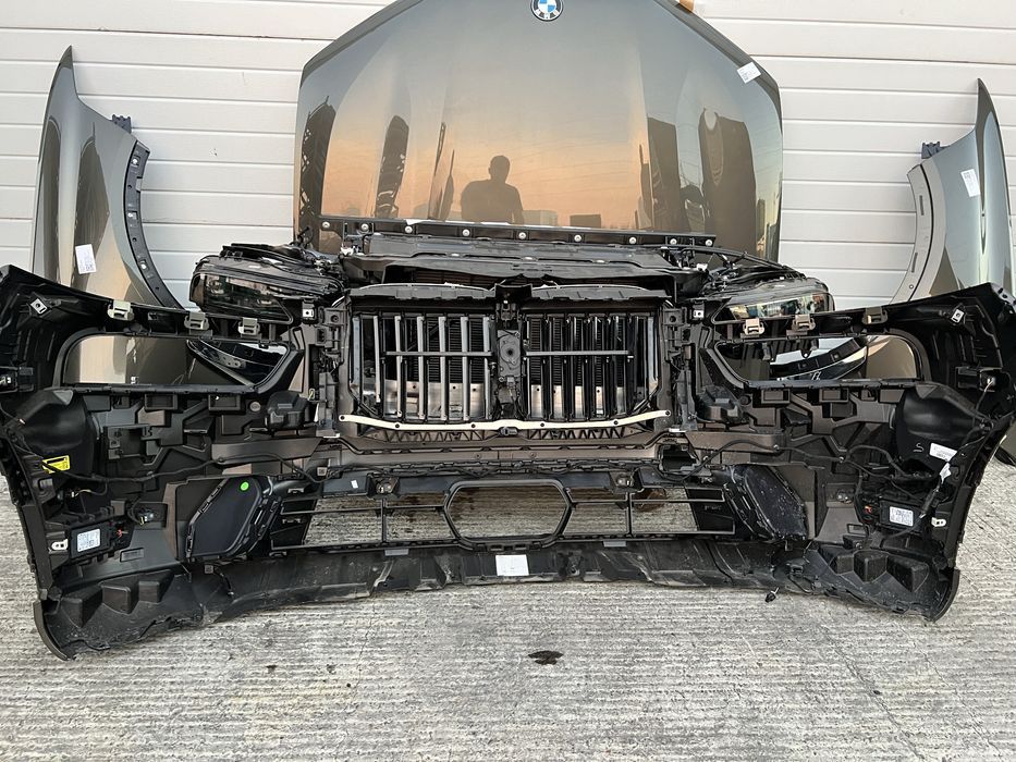 Față completă BMW X7 G07 LCi
