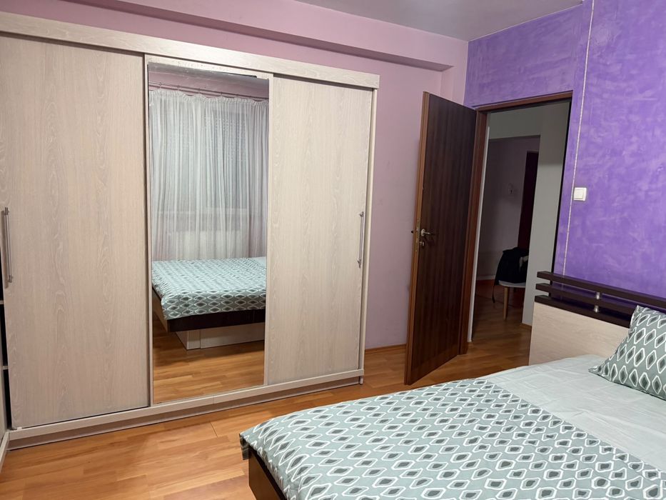 Vand apartament cu 2 camere