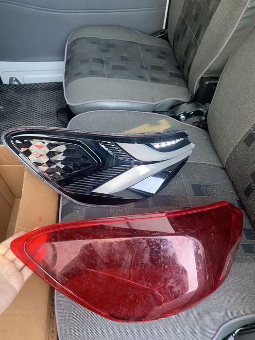 Onix orqa fara sotiladi