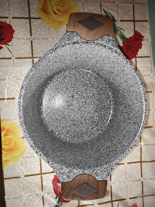 Казан с каменным покрытием 4 л., 26 смбу станция метро Москва