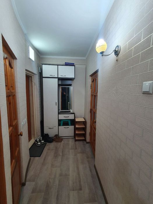 Срочно Юнусабад 4 1х2/ 3/4 балкон 2х6м 42м² мебель и техника