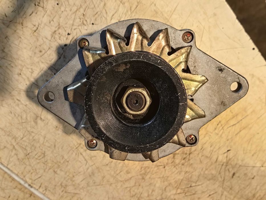 Генератор и стартер на спец технику.