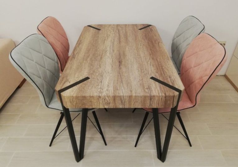 Трапезна маса-неразтегателна