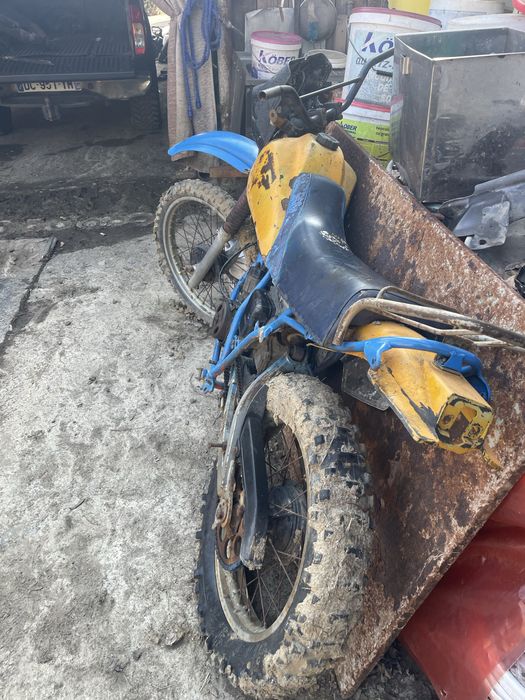 Vand Yamaha dt125r sau schimb cu pc gaming sau volan gaming