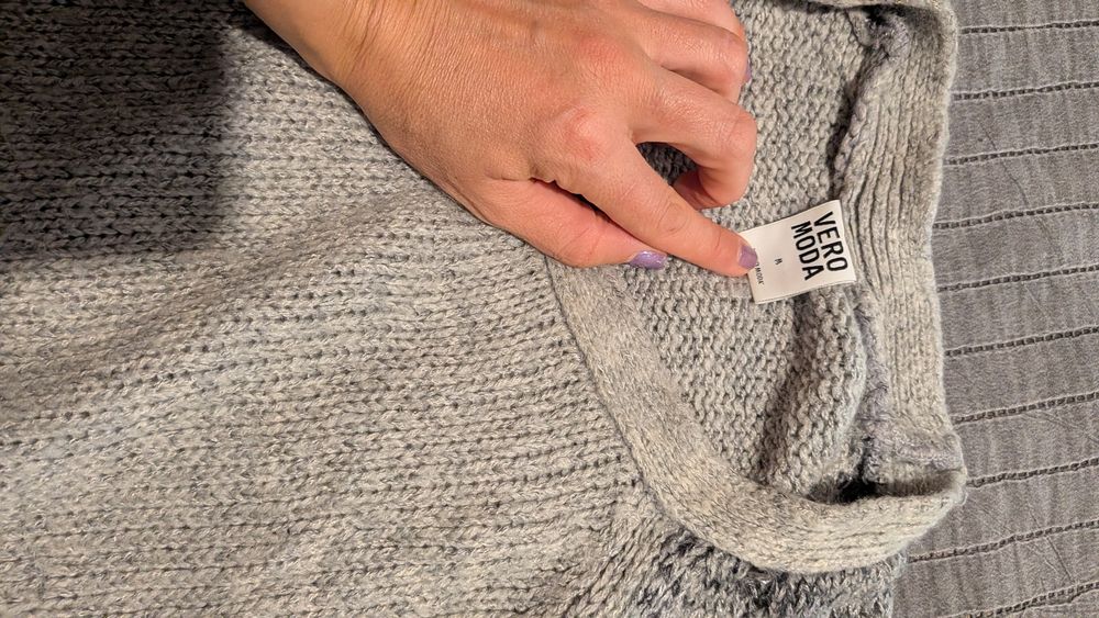 Пуловери и жилетка Only, Monki ,Vero Moda