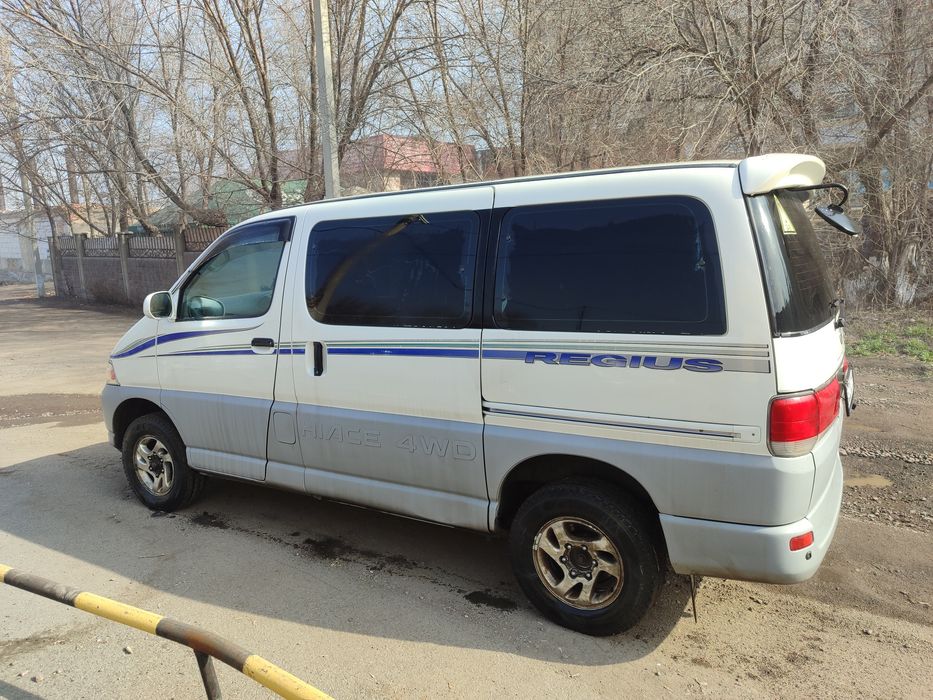 Продам микроавтобус Тойота Региус