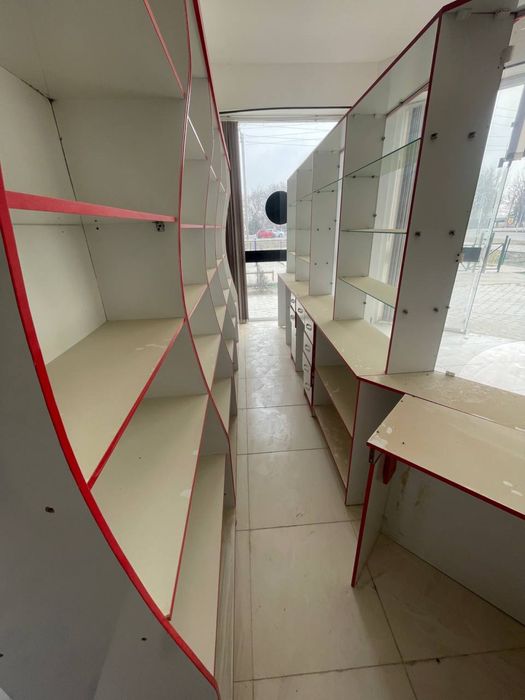 Dorixona stelyaj sotiladi!