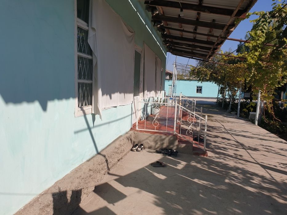 Sirdaryo viloyati Sayhunobot tumani Pobeda mahalasida 40 sothli uy