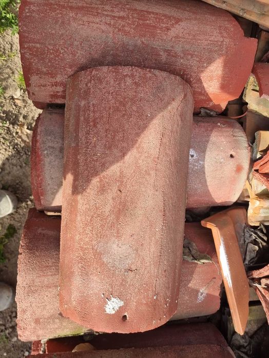Tigla beton rosie