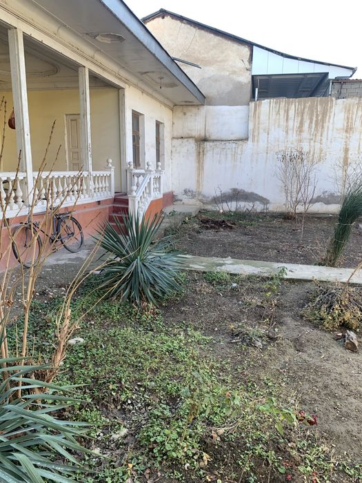 uy sotiladi yer xisobida 3 sotix