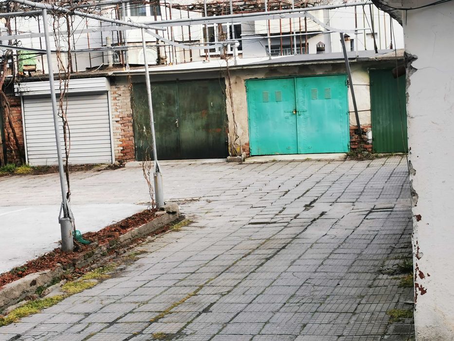 Продава се Гараж / Паркомясто в Пловдив, Централна гара - 21 кв.м за 887 €/кв.м - Снимка #1