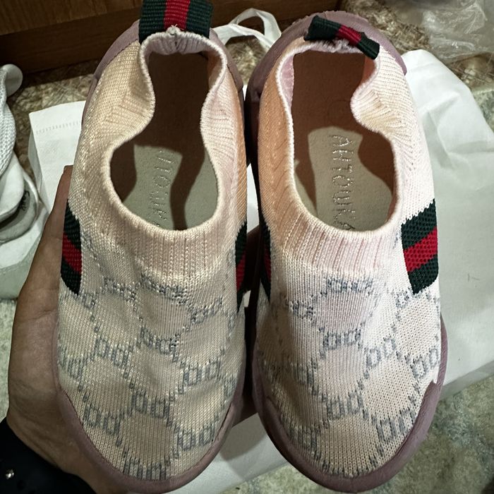 Кроссовки детские 25р