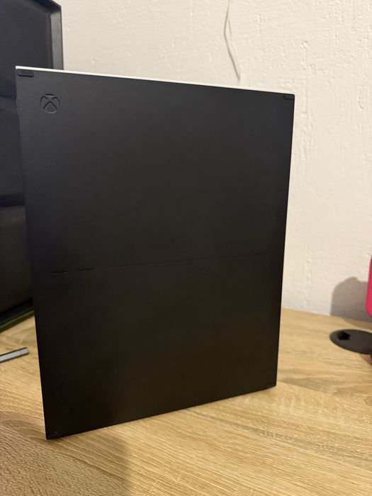 Xbox one S digital edition 1TB