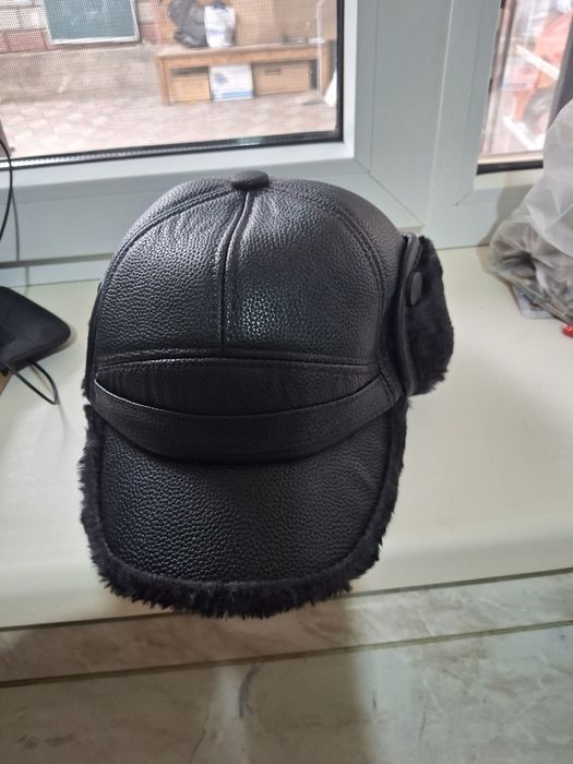 Продам шапку срочно