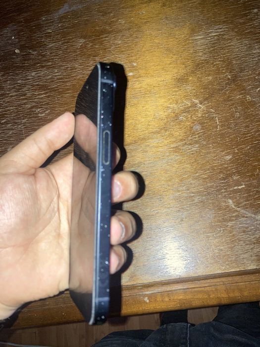 Iphone 15 128gb 78% 2000 lei nu a fost schimbat nimic la el .