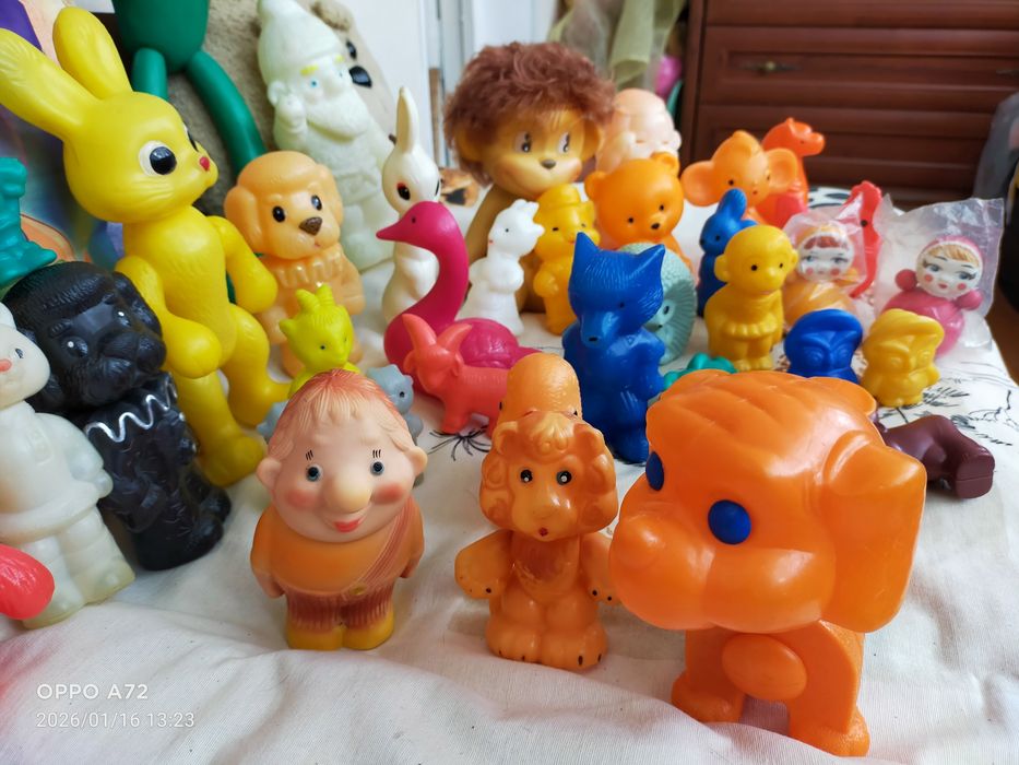 Продам чайничек новый советского времени.