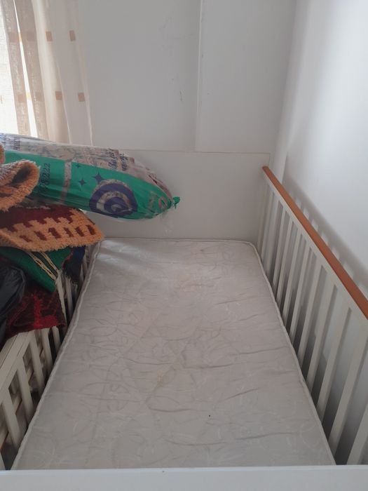 Детска кошара, която става и на легло