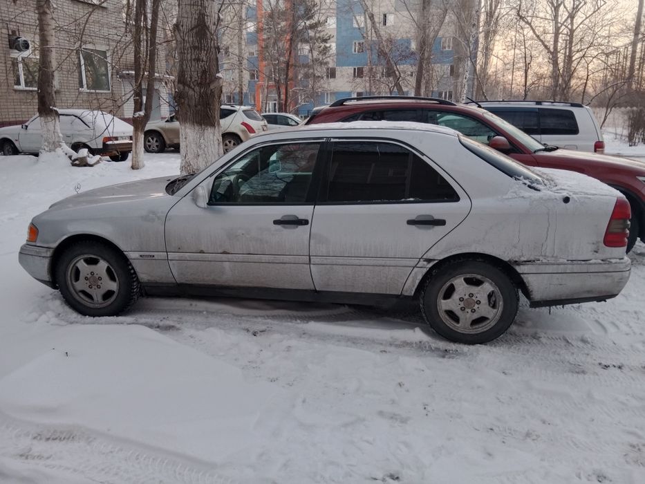Продам Мерседес С 180