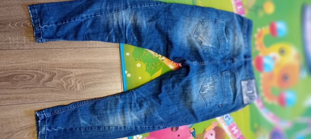 Дамски дънки pause