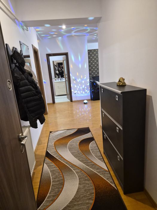 Apartament 2 camere pentru inchiriat