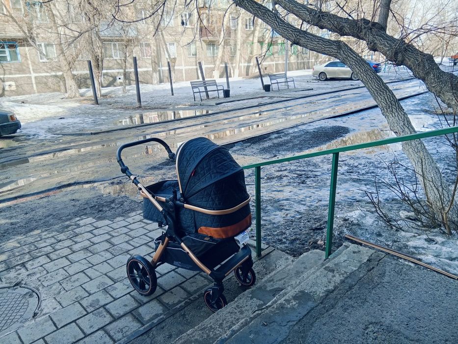 Коляска трансформер