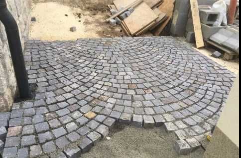 Andesit Piatra Cubica