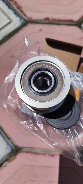 Продается новый штифт на генератор для Cobalt