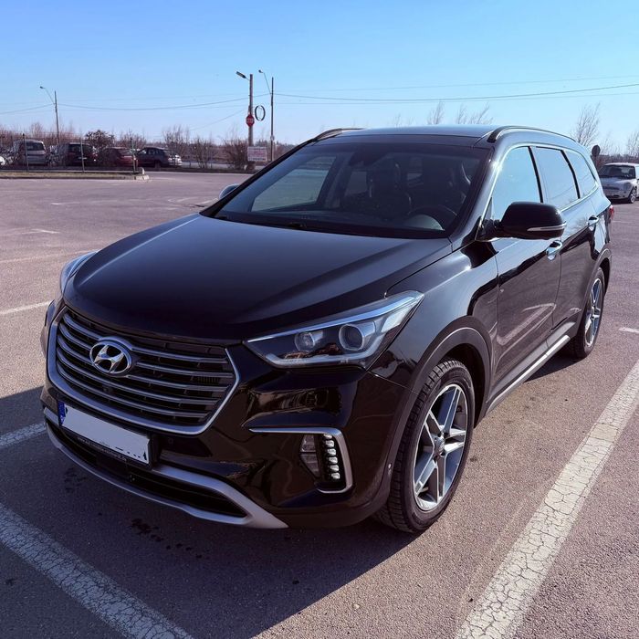 Hyundai Grand Santa Fe Hyundai Grand Santa Fe 2.2 CRDi 4WD Automată