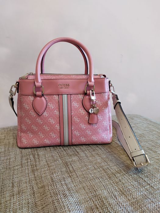 Шикарная сумка Guess оригинал